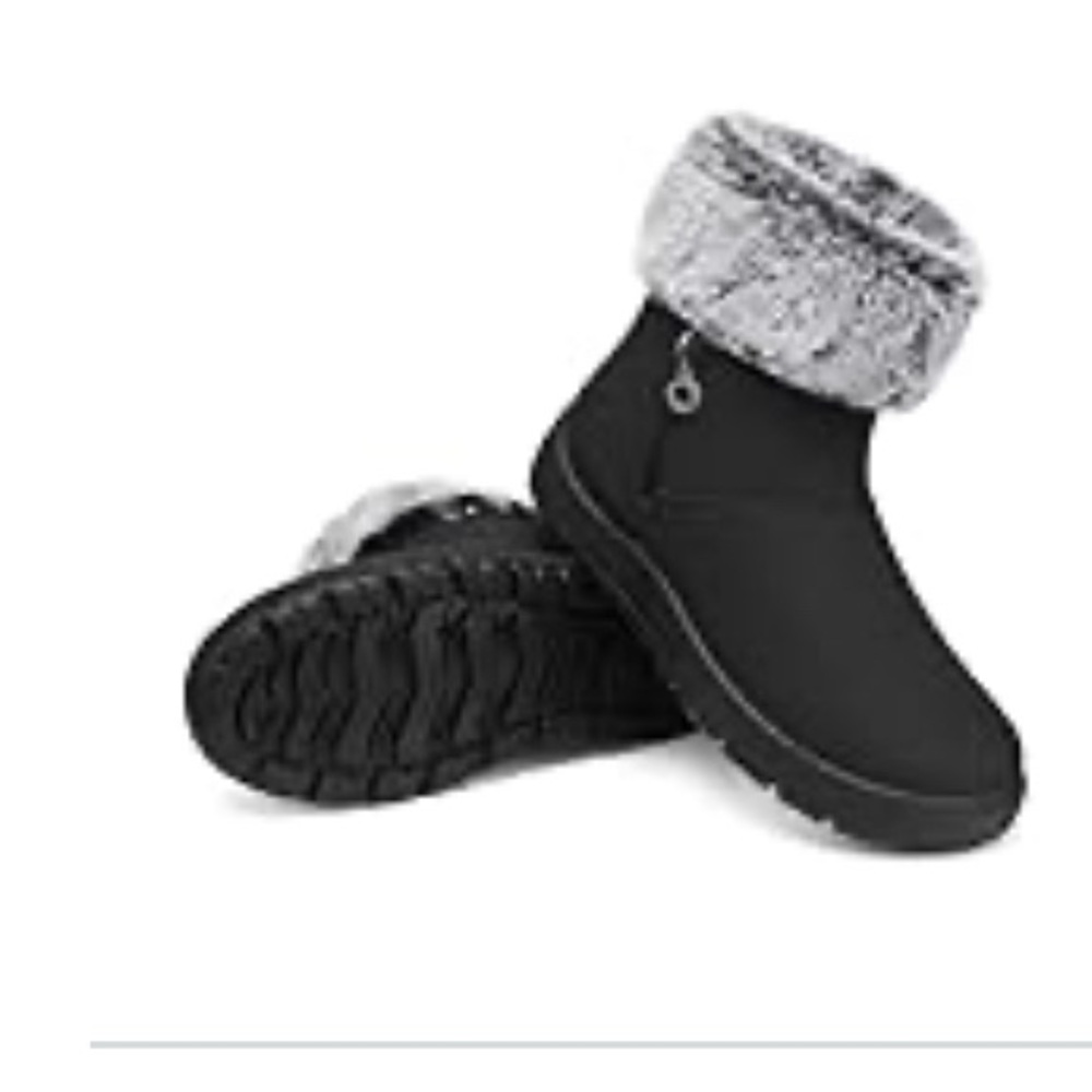 Women's Black Fur-Lined Winter Boots New with tag